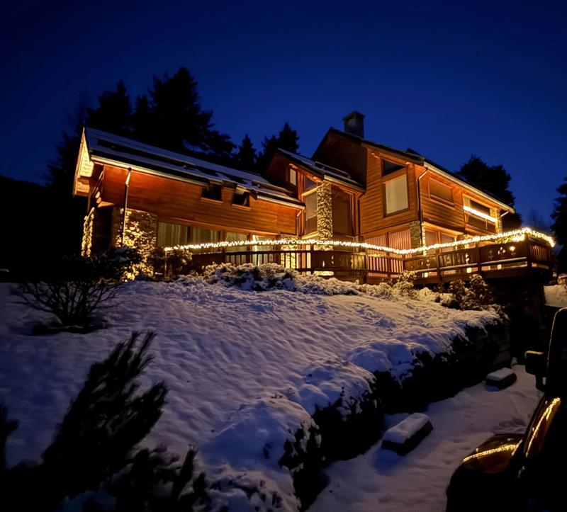 Châlet - 380 m² - 8 pièces