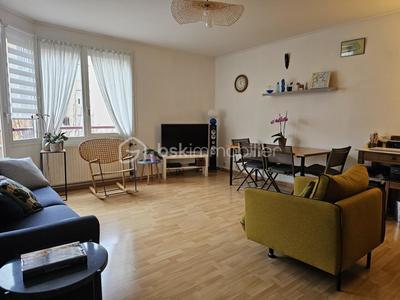 Appartement - 68 m² - 3 pièces