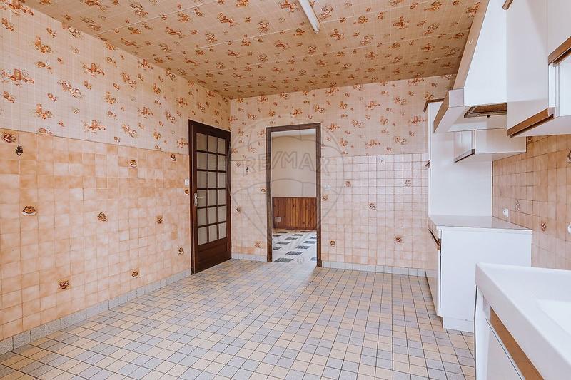 Maison - 188 m² - 7 pièces