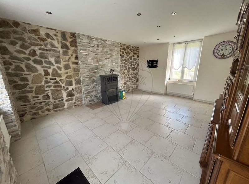 Maison - 94 m² - 4 pièces