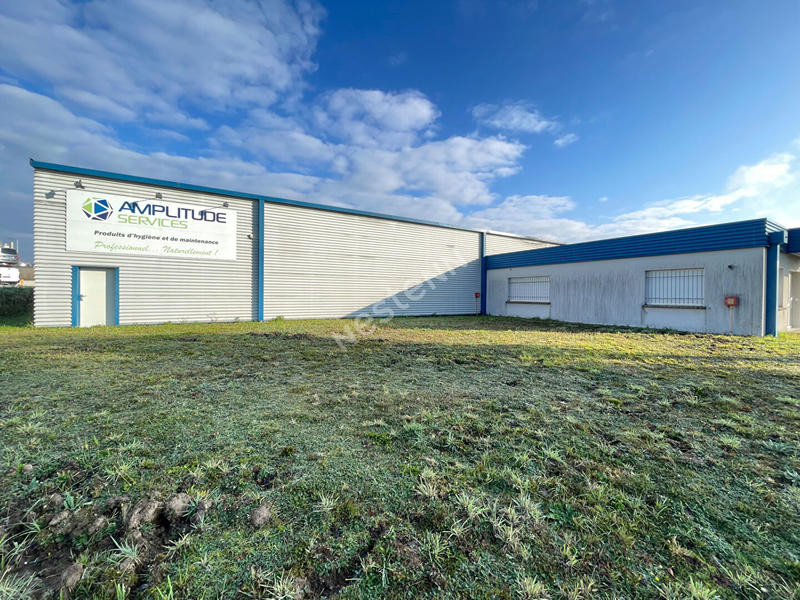 Local d'activité / Entrepôt - 803 m²