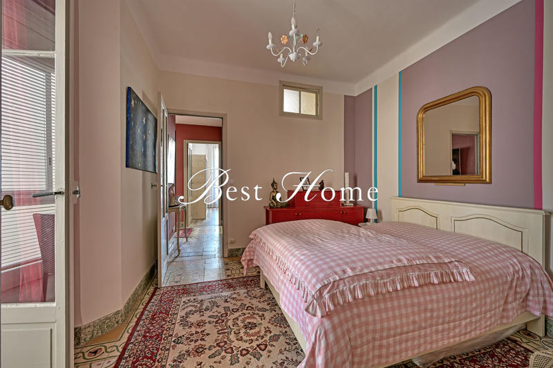 Appartement - 100 m² - 4 pièces