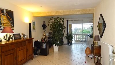 Appartement - 165 m² - 5 pièces