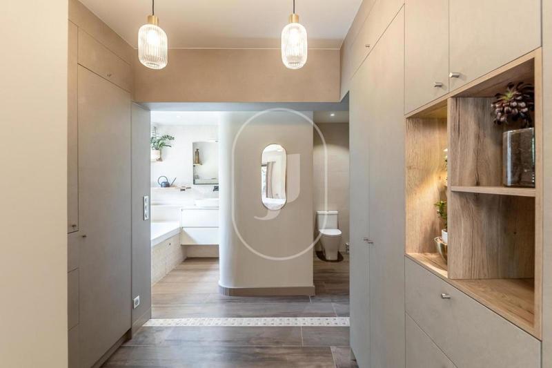 Villa - 157 m² - 6 pièces