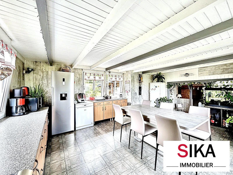 Maison - 99 m² - 4 pièces