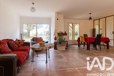 Maison - 138 m² - 6 pièces