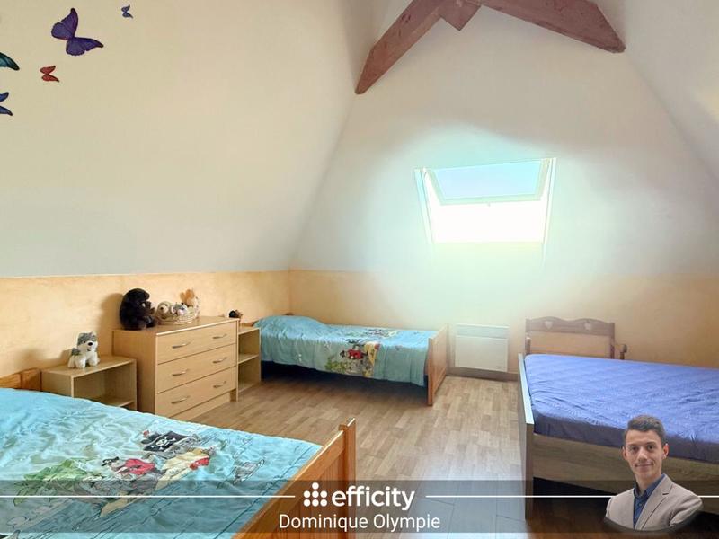 Maison - 340 m² - 16 pièces