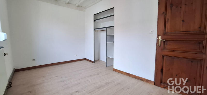 Maison - 180 m² - 9 pièces