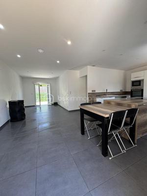 Villa - 78 m² - 3 pièces