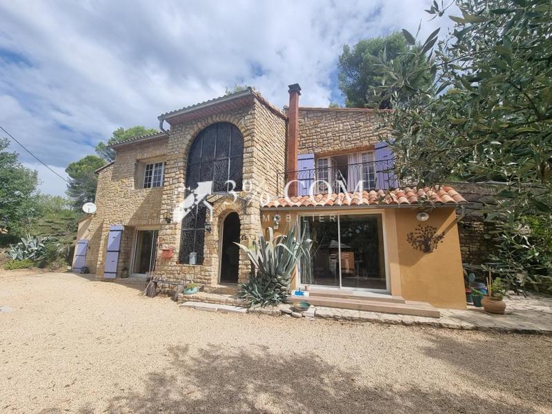 Mas - 150 m² - 5 pièces