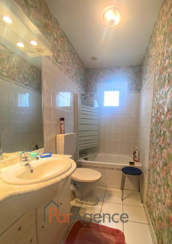 Maison - 91 m² - 5 pièces