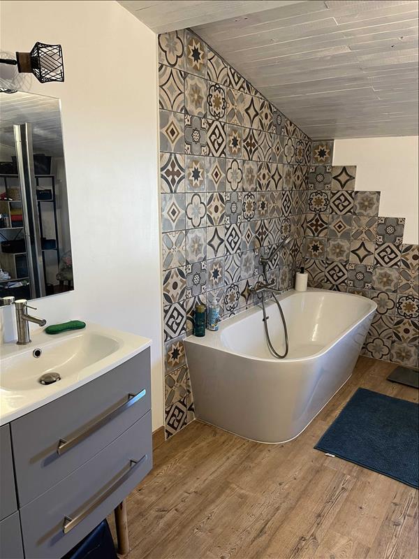 Maison - 134 m² - 5 pièces