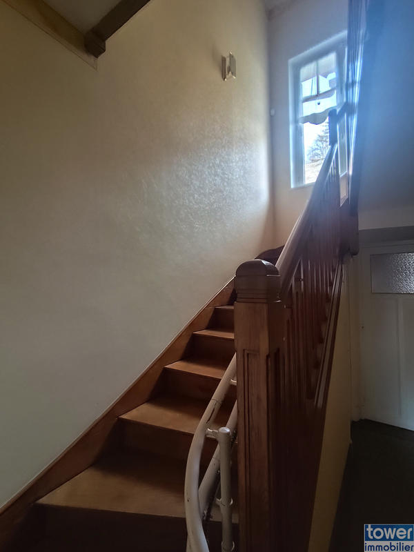 Maison - 224 m² - 8 pièces