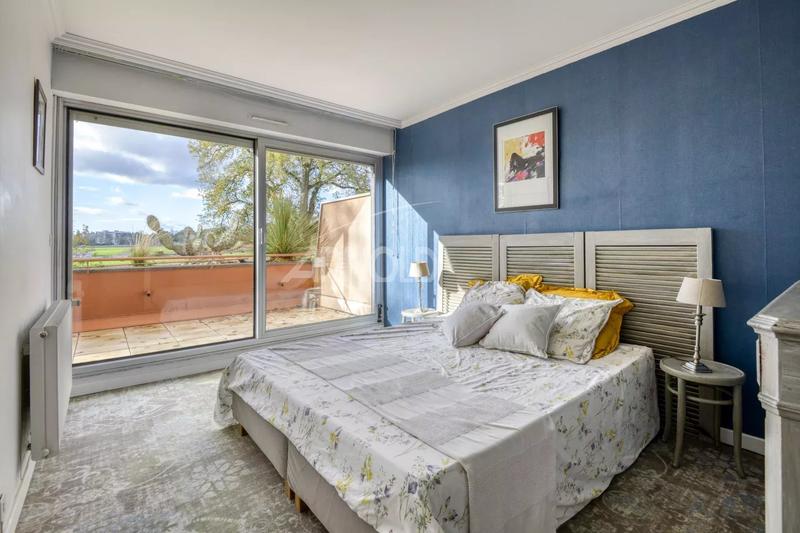 Appartement - 107 m² - 5 pièces