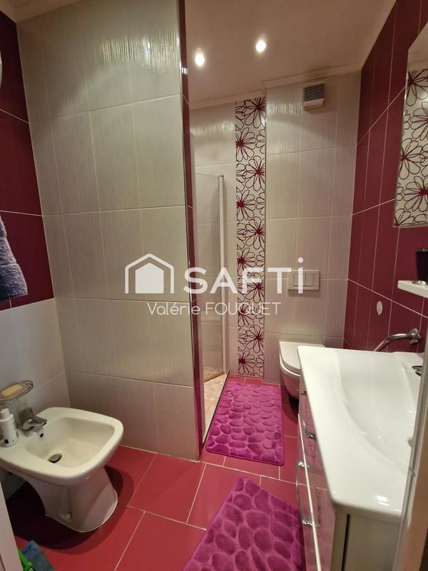 Maison - 163 m² - 9 pièces