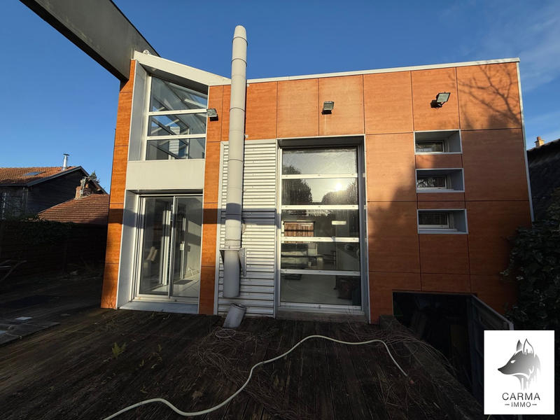 Maison ancienne - 223 m² - 7 pièces