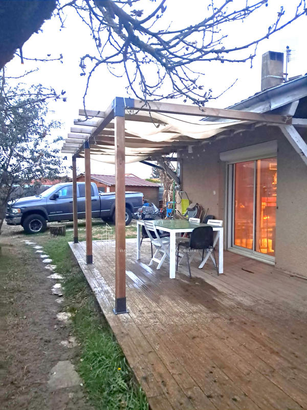 Maison - 90 m² - 5 pièces