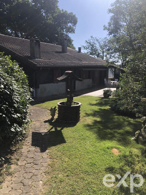 Maison - 230 m² - 8 pièces