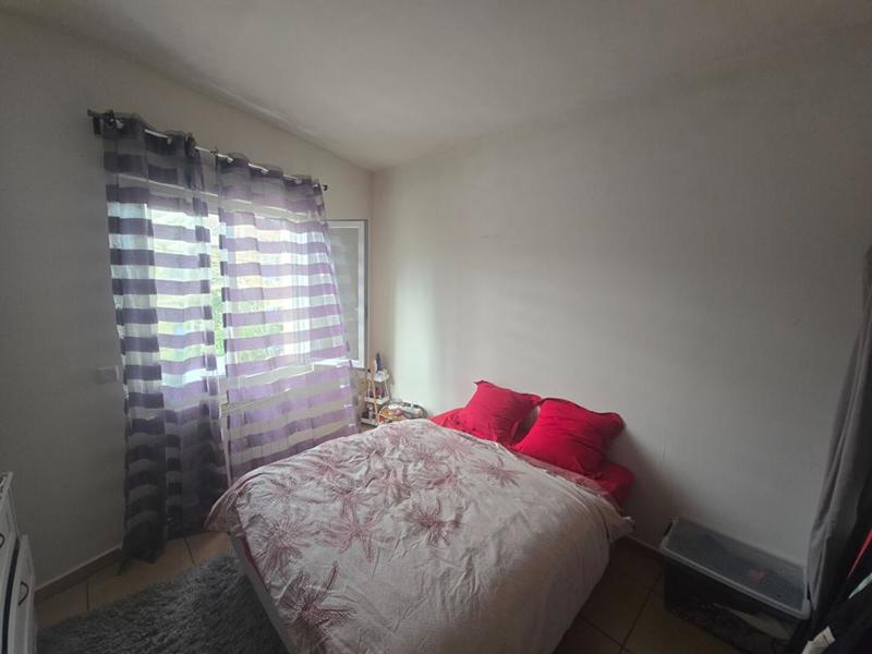 Immeuble - 140 m² - 8 pièces