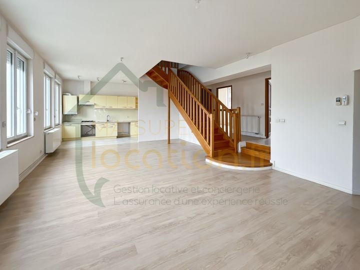 Appartement - 138 m² - 6 pièces