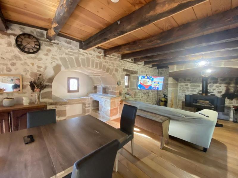 Propriété - 217 m² - 10 pièces