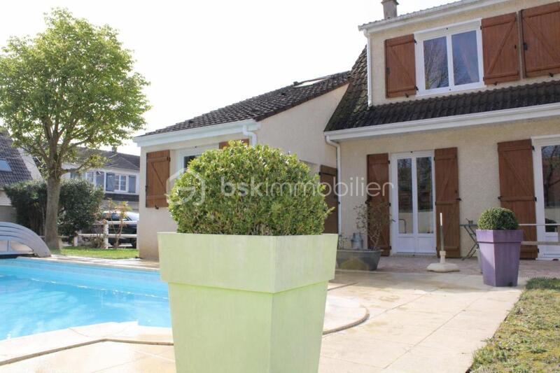 Maison - 110 m² - 5 pièces