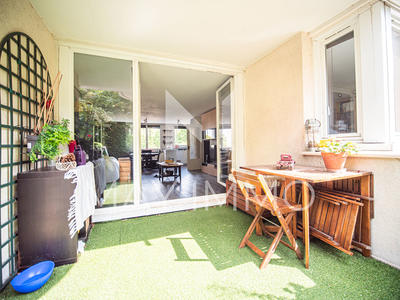 Appartement - 80 m² - 4 pièces