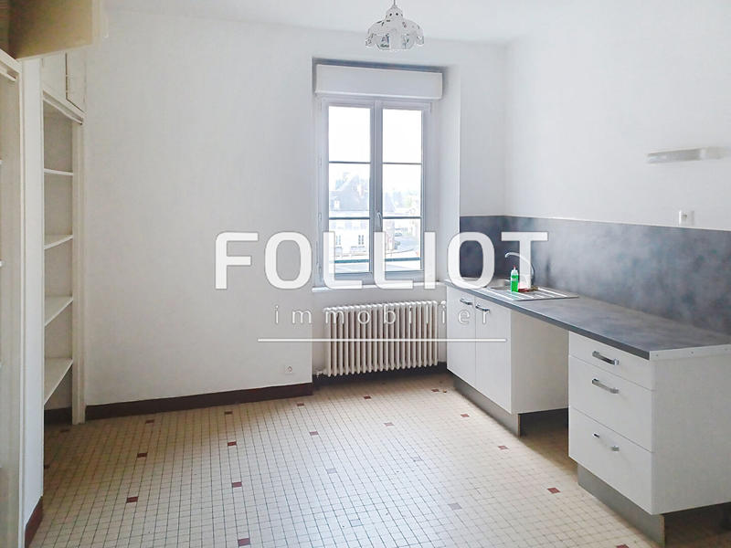 Immeuble - 130 m² - 6 pièces