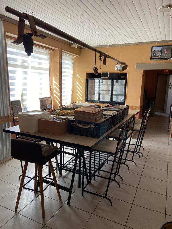 Local commercial - 685 m²