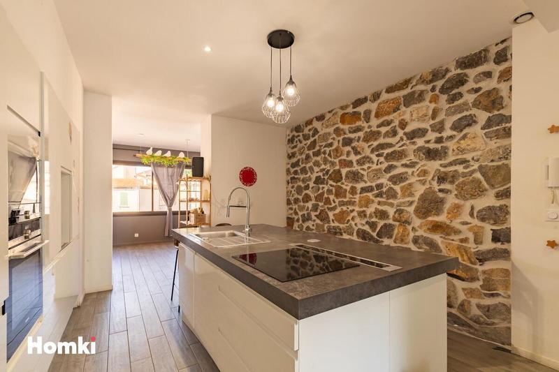 Appartement - 98 m² - 4 pièces