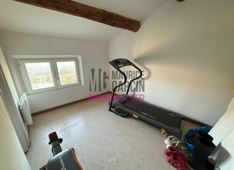 Maison - 180 m² - 5 pièces