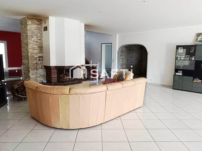 Villa - 650 m² - 11 pièces