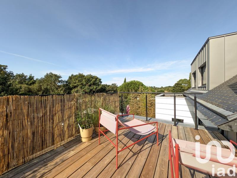 Maison - 224 m² - 8 pièces