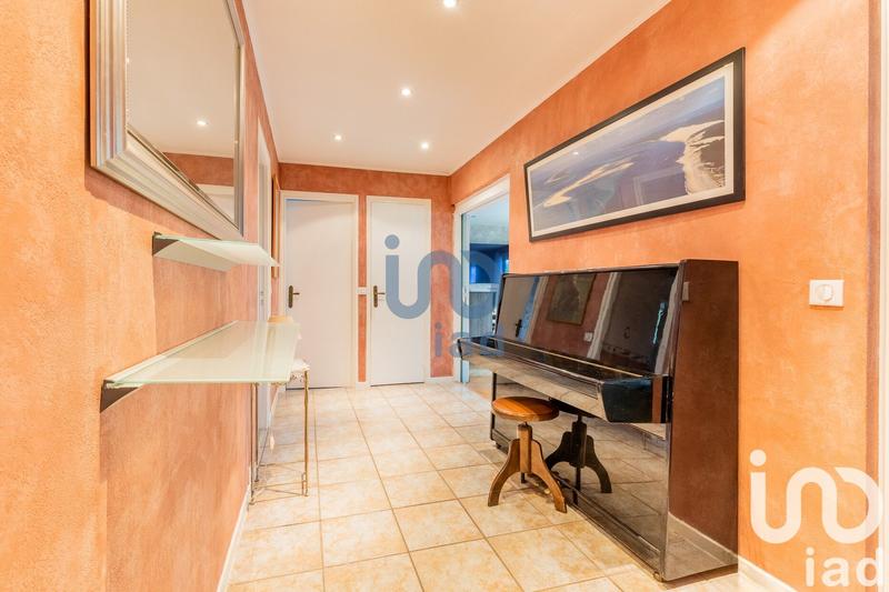 Maison - 183 m² - 10 pièces