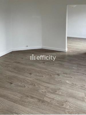 Maison - 65 m² - 4 pièces