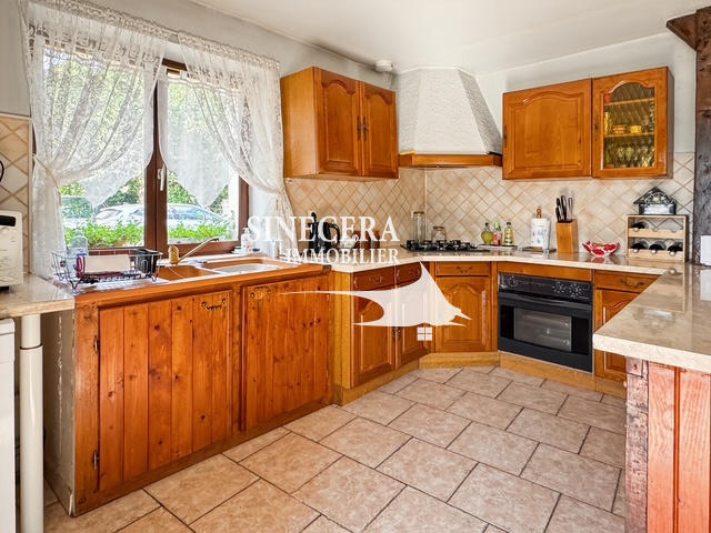 Maison - 157 m² - 4 pièces