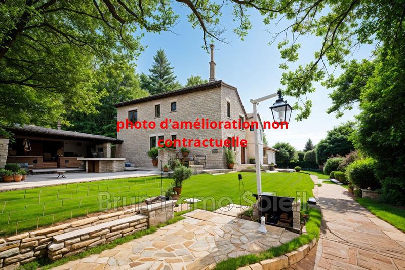 Maison en pierre - 250 m² - 8 pièces