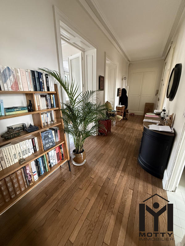 Appartement - 133 m² - 4 pièces