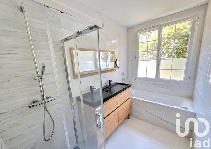 Maison - 163 m² - 5 pièces