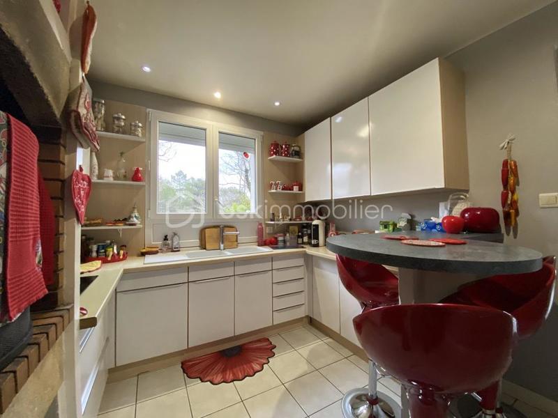 Maison traditionnelle - 190 m² - 7 pièces