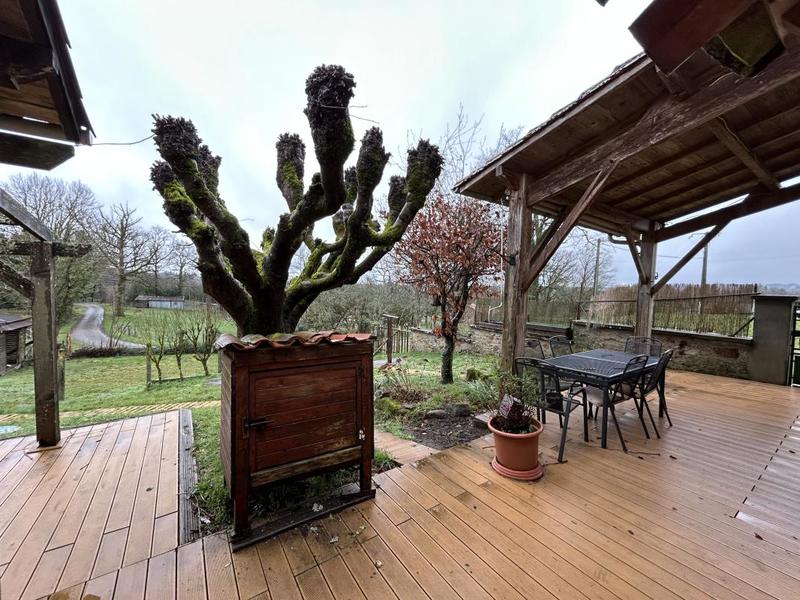 Maison - 180 m² - 6 pièces