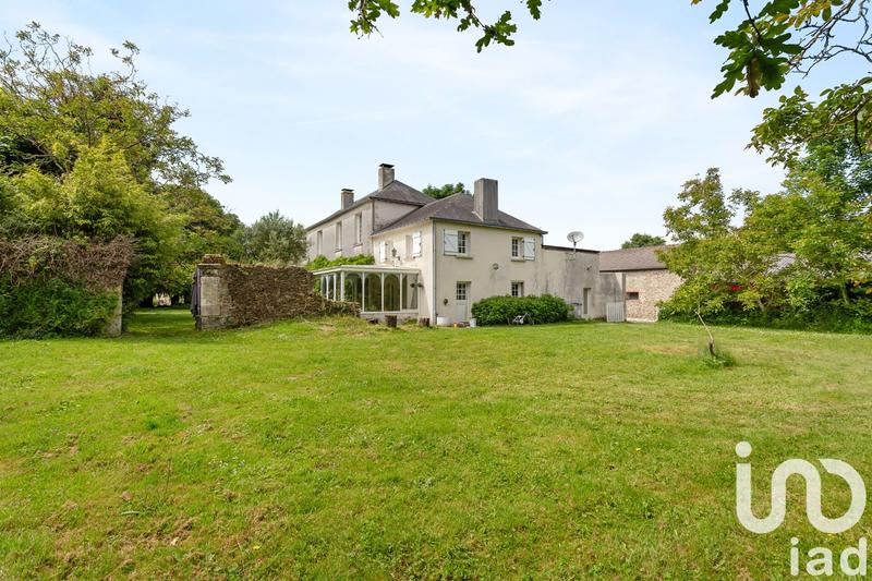 Maison - 223 m² - 6 pièces