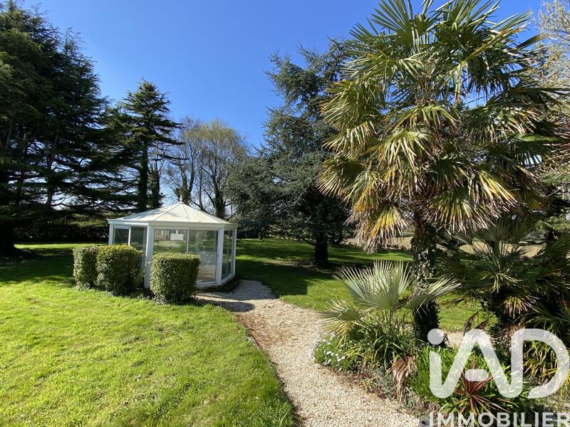 Maison - 168 m² - 6 pièces