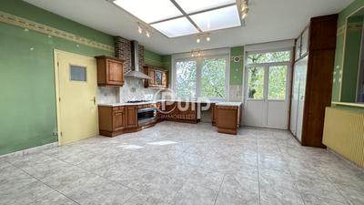 Maison bourgeoise - 180 m² - 6 pièces