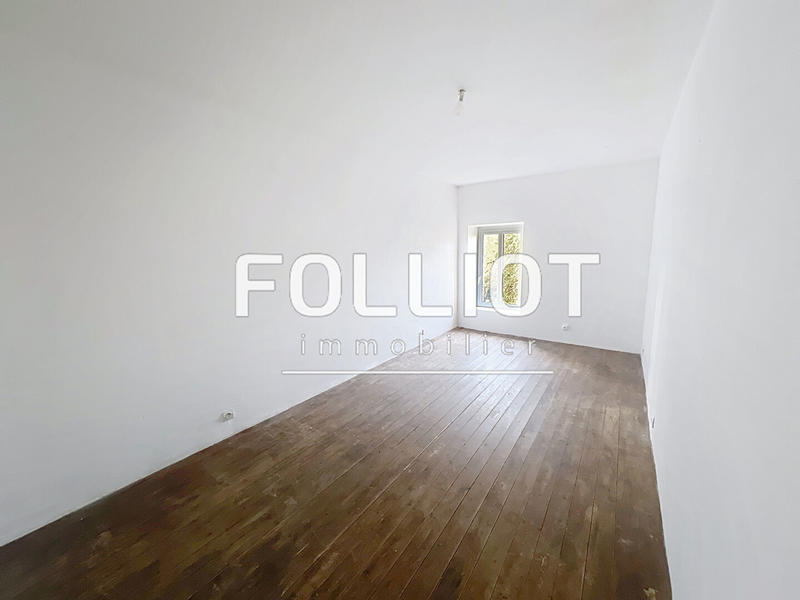 Maison - 197 m² - 12 pièces