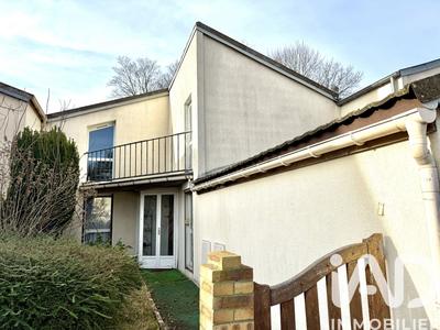 Maison - 97 m² - 5 pièces