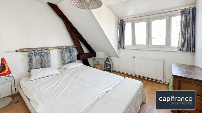 Maison de maîtres - 370 m² - 13 pièces