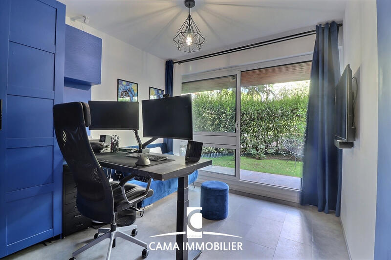 Appartement - 98 m² - 5 pièces