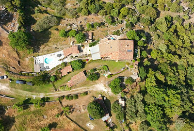 Maison - 180 m² - 9 pièces