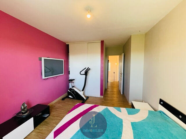 Villa - 166 m² - 5 pièces